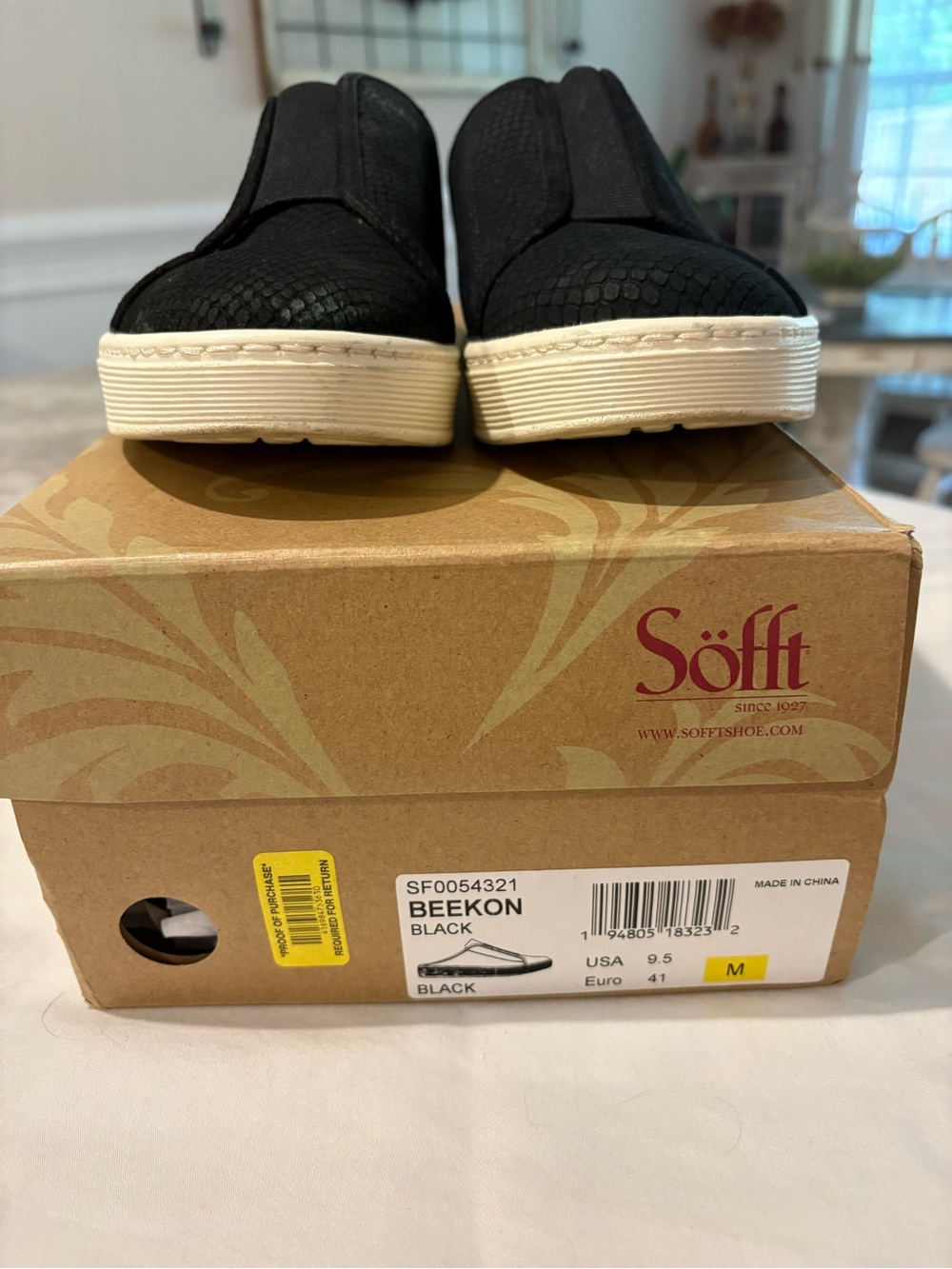 Soft black slide on shoes - Picture 2 of 8